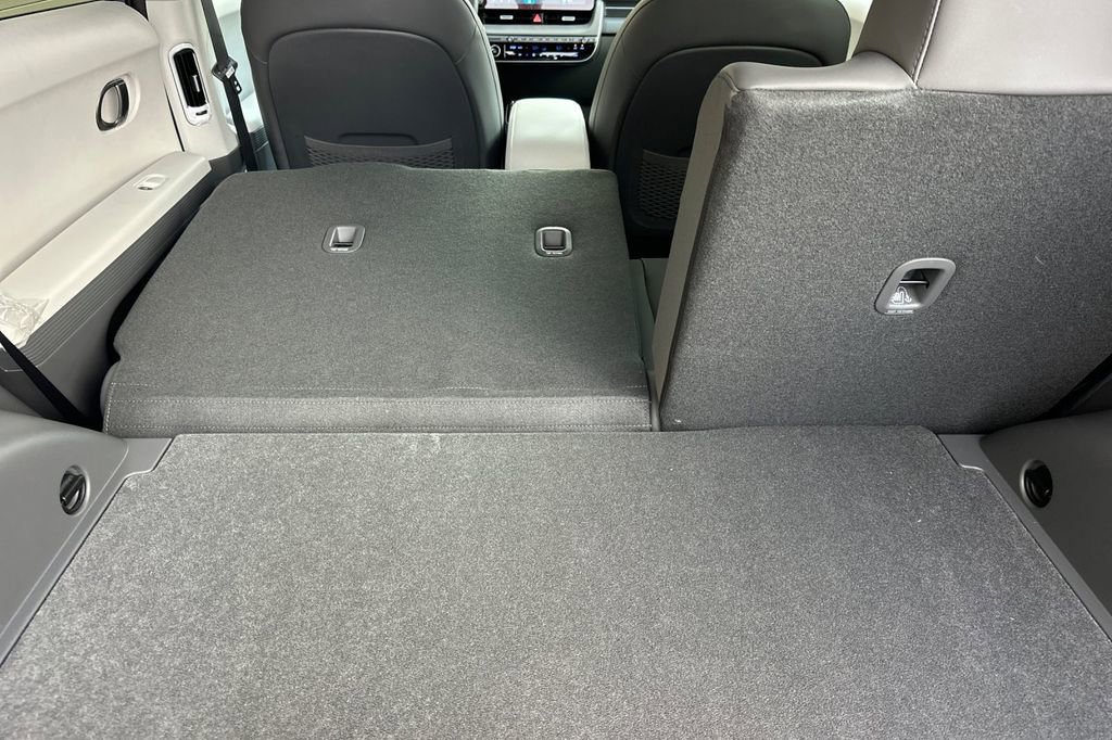 New 2026 Hyundai Ioniq 5 SEL image 12