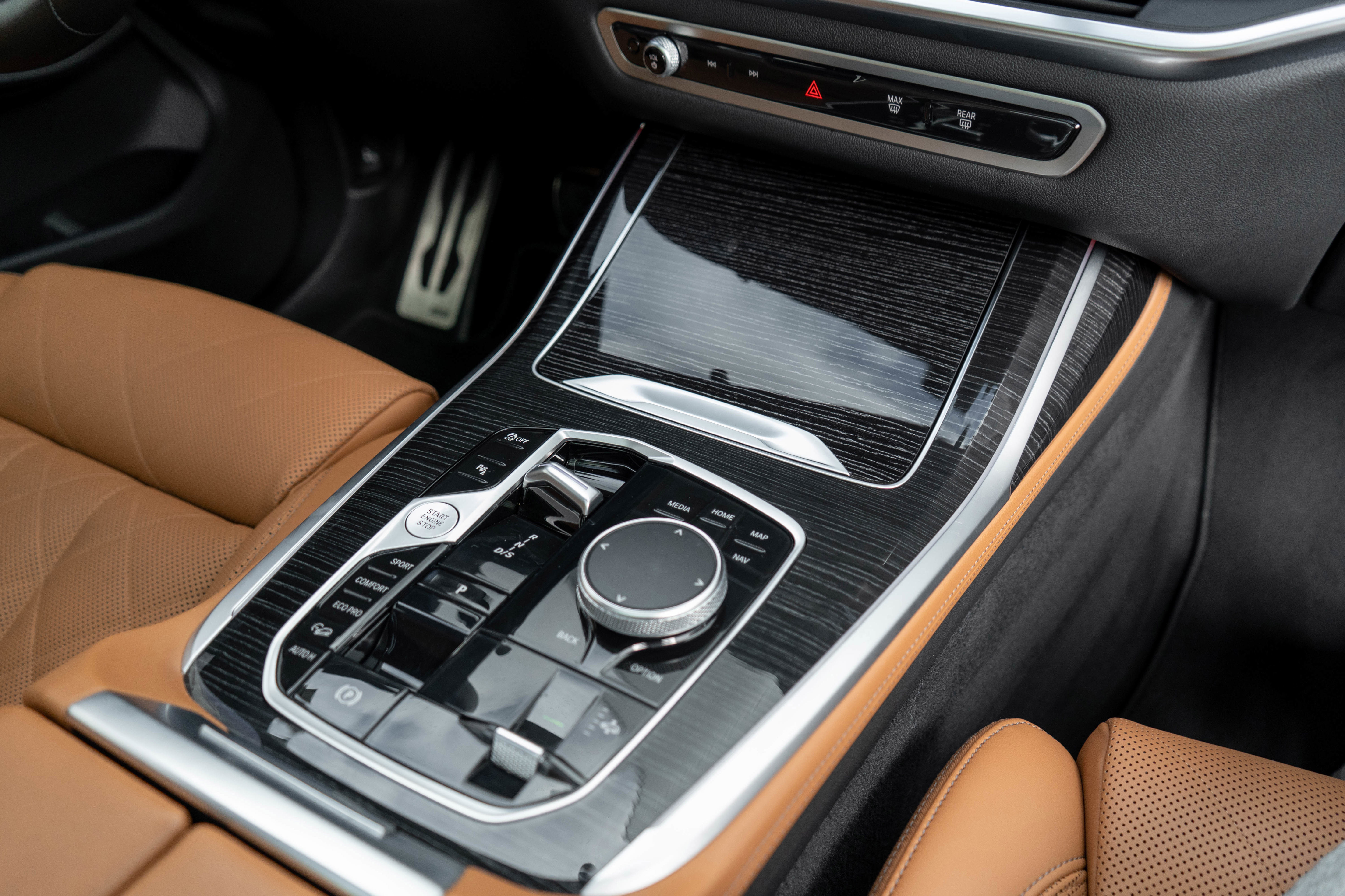 Used 2023 BMW X7 M60i image 46