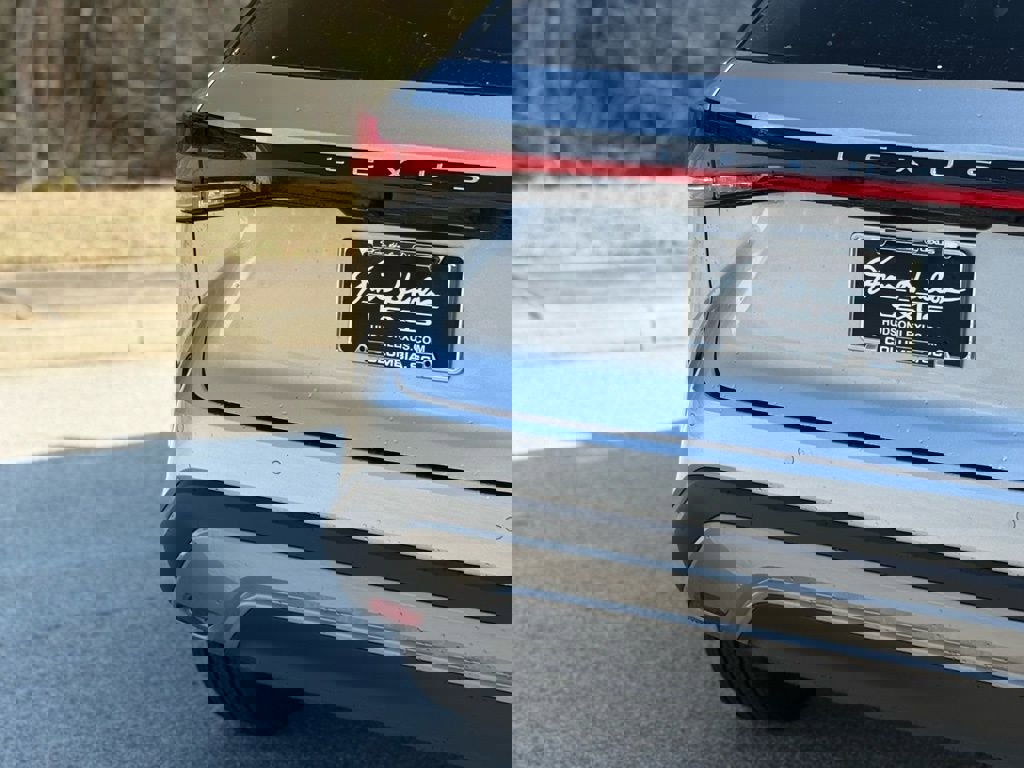 Used 2023 Lexus RX 350 Premium w/ Accessory Package (Z1) image 11