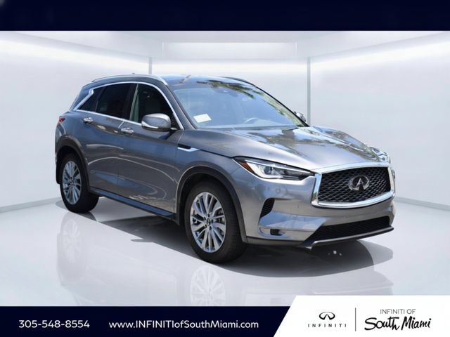 Certified 2025 INFINITI QX50 Luxe AWD/4WD image 3