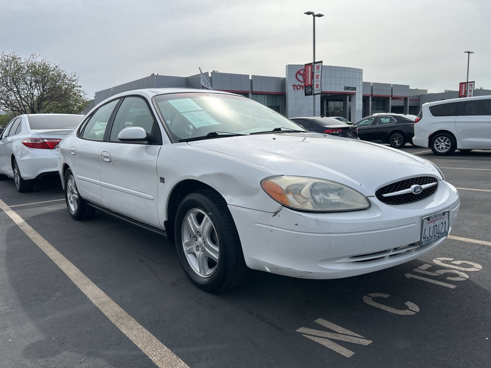 Used 2000 Ford Taurus SEL FWD image 1