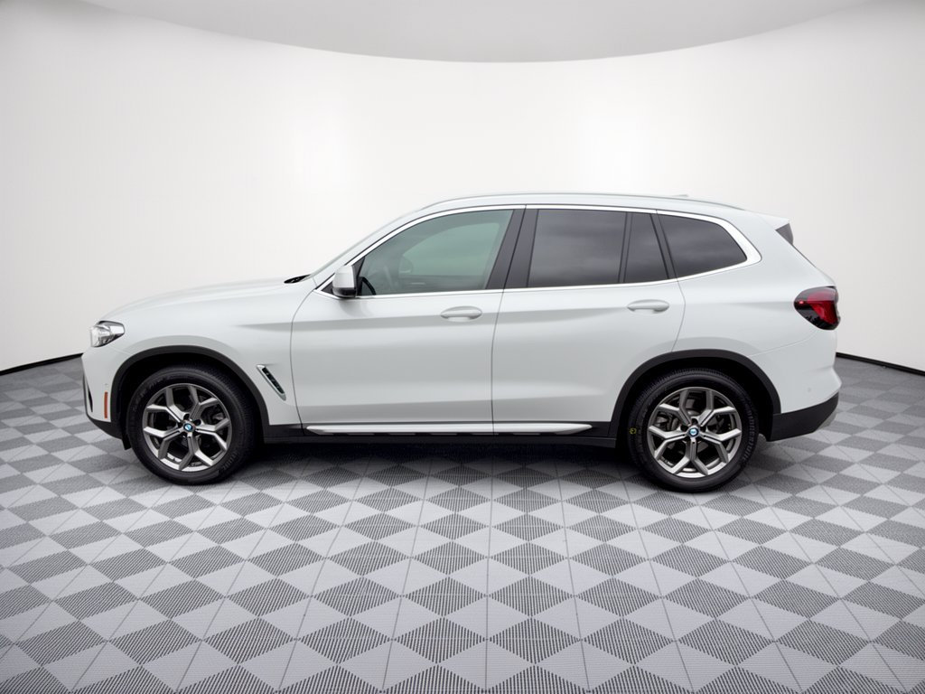 Used 2024 BMW X3 xDrive30i w/ Premium Package AWD/4WD image 2
