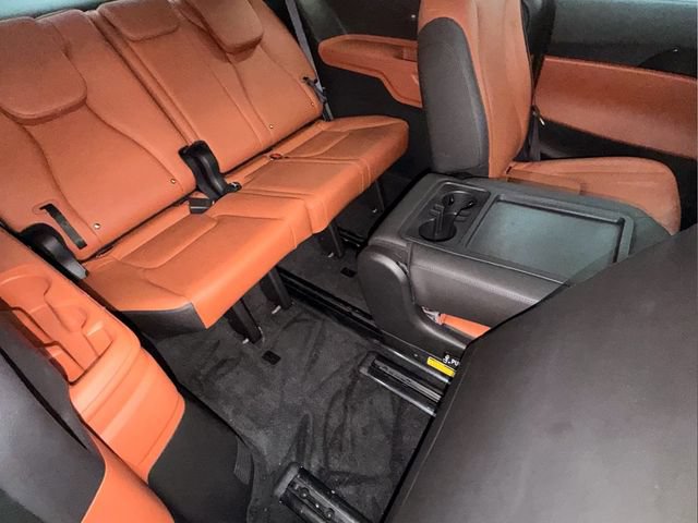 Used 2024 Kia Carnival SX FWD image 19