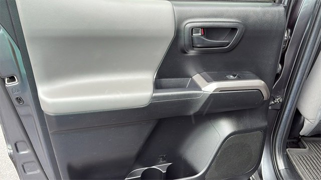 Used 2022 Toyota Tacoma SR5 image 23