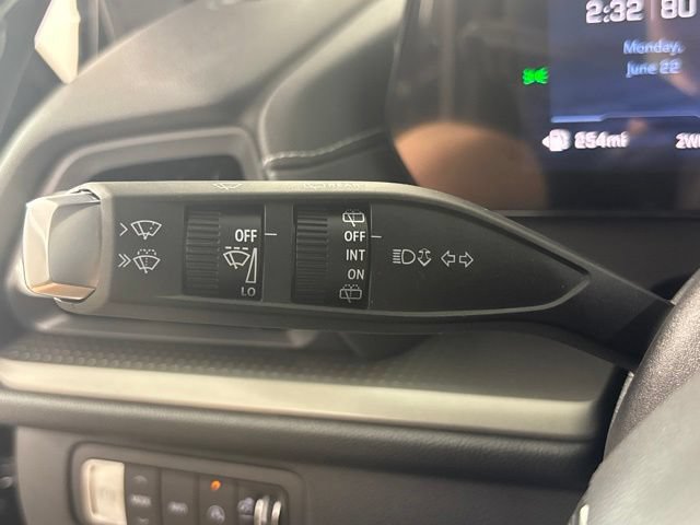 New 2026 Chevrolet Traverse LT w/ Sun and Wheel Package AWD/4WD image 10