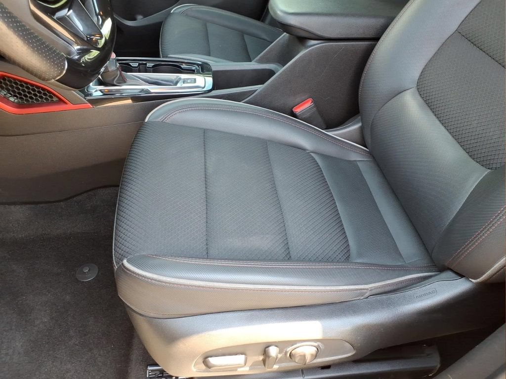 Certified 2021 Chevrolet TrailBlazer RS w/ Convenience Package FWD image 18
