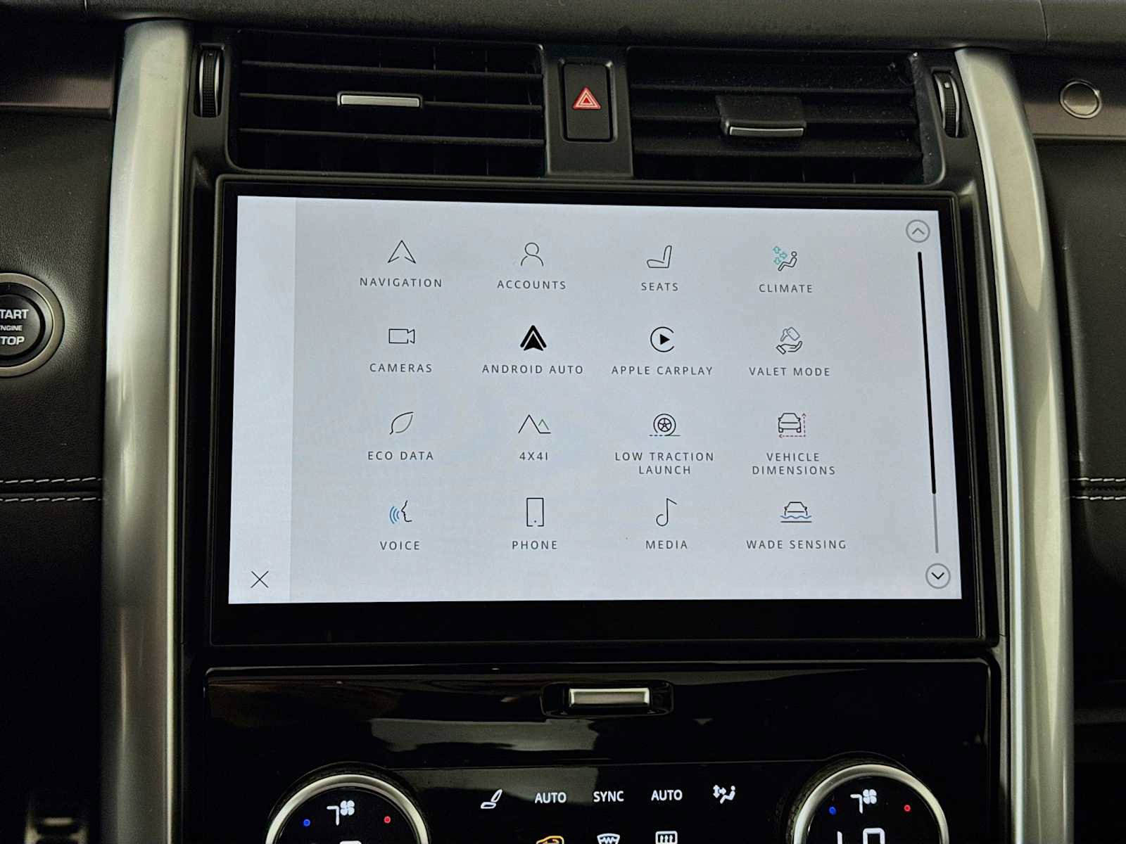 Used 2024 Land Rover Discovery Metropolitan Edition image 14