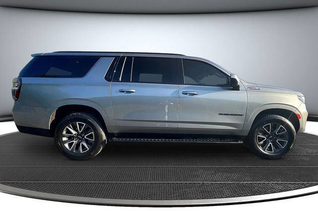 Used 2023 Chevrolet Suburban Z71 AWD/4WD image 4