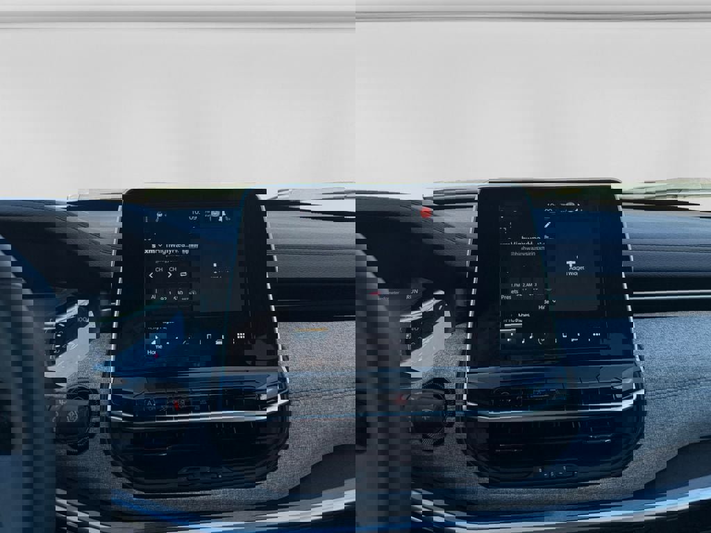 Used 2025 Jeep Compass Latitude image 18