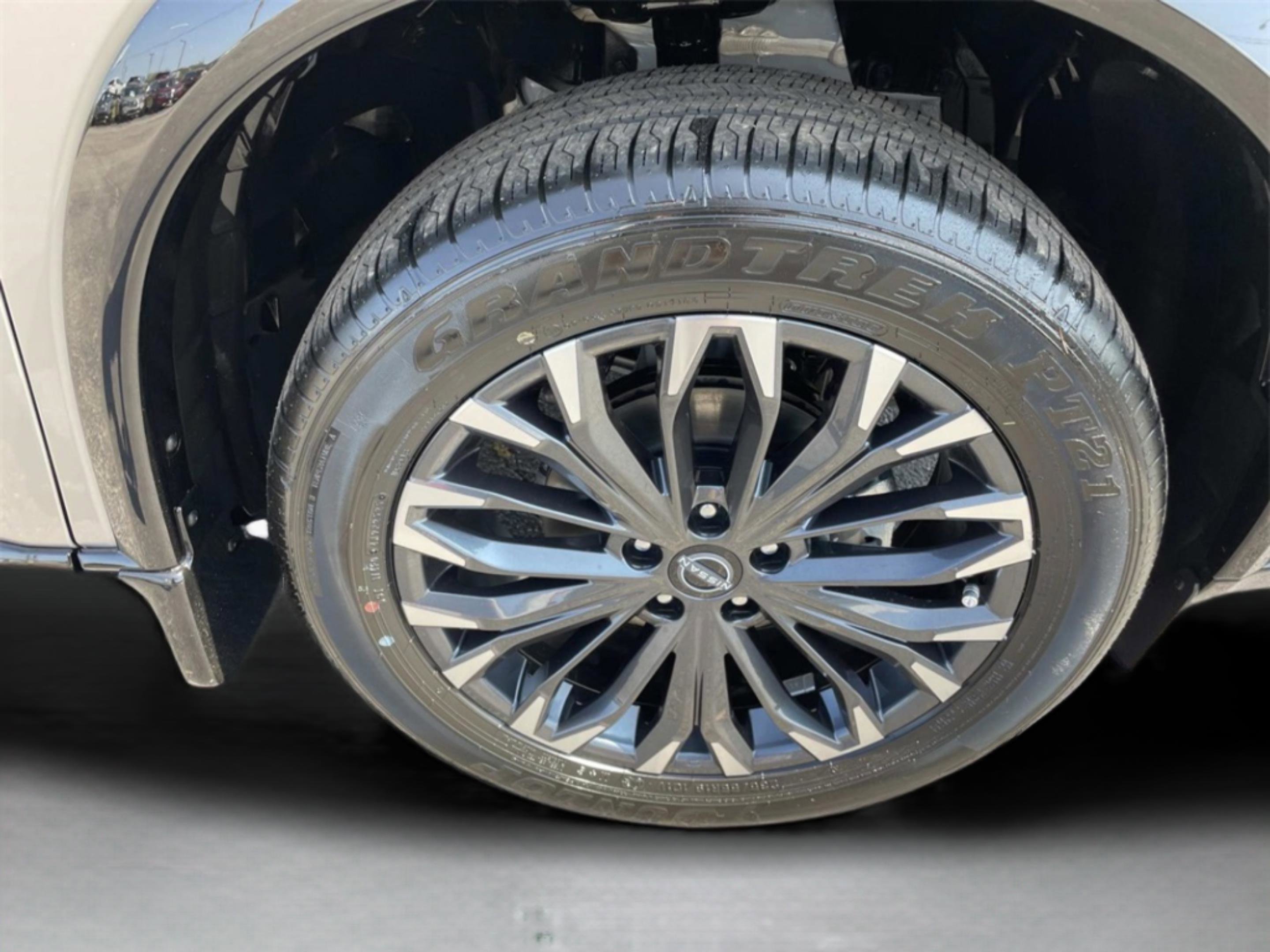 New 2026 Nissan Rogue Platinum image 30