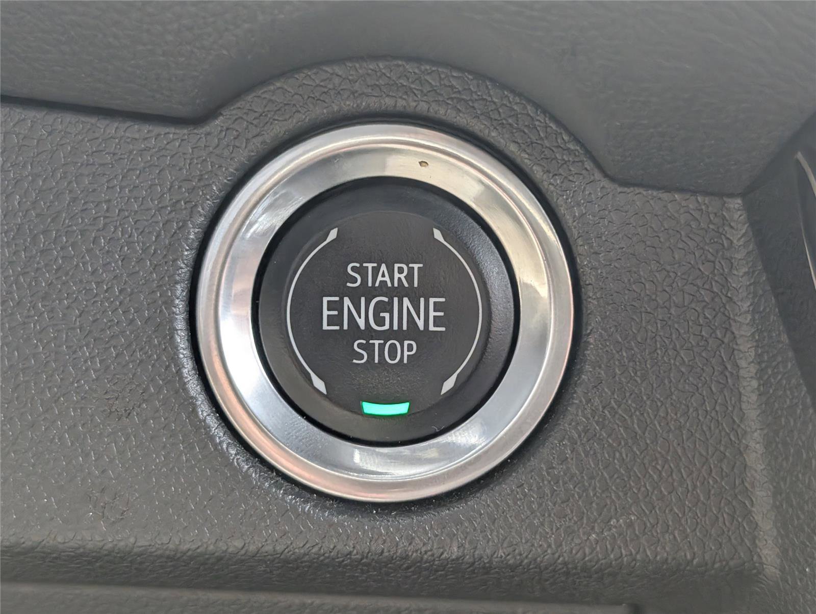 Used 2024 Chevrolet Traverse LT image 26