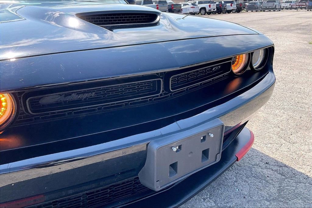 Used 2022 Dodge Challenger GT w/ Blacktop Package RWD image 32