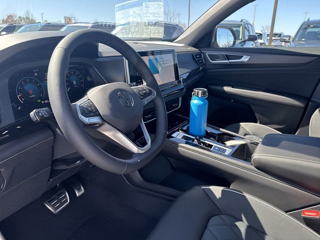 New 2025 Volkswagen Atlas Cross Sport SEL Premium R-Line image 11
