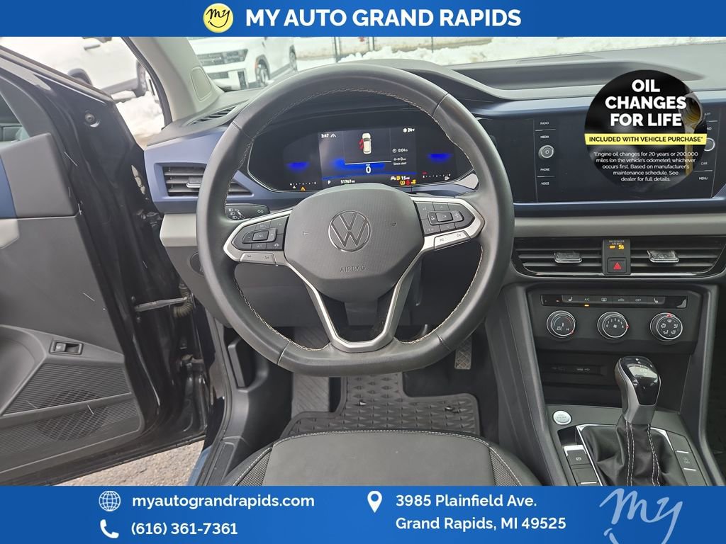 Used 2022 Volkswagen Taos SE image 13