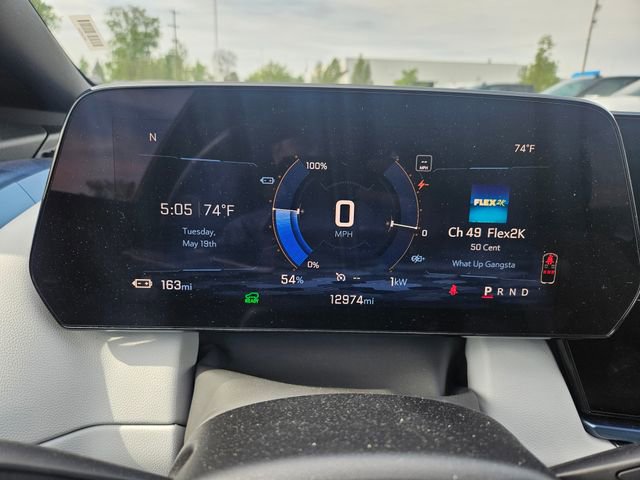 Used 2025 Chevrolet Equinox EV LT FWD image 18