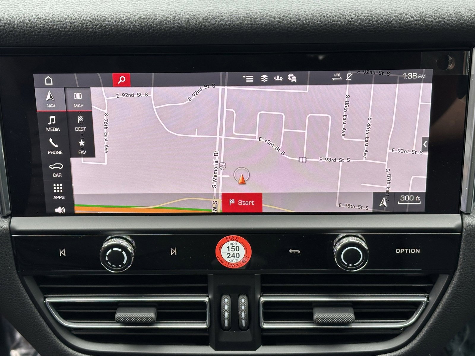 New 2026 Porsche Macan S image 22