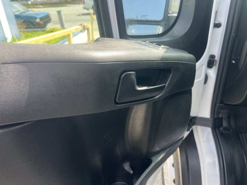 Used 2023 RAM ProMaster 2500 FWD image 12