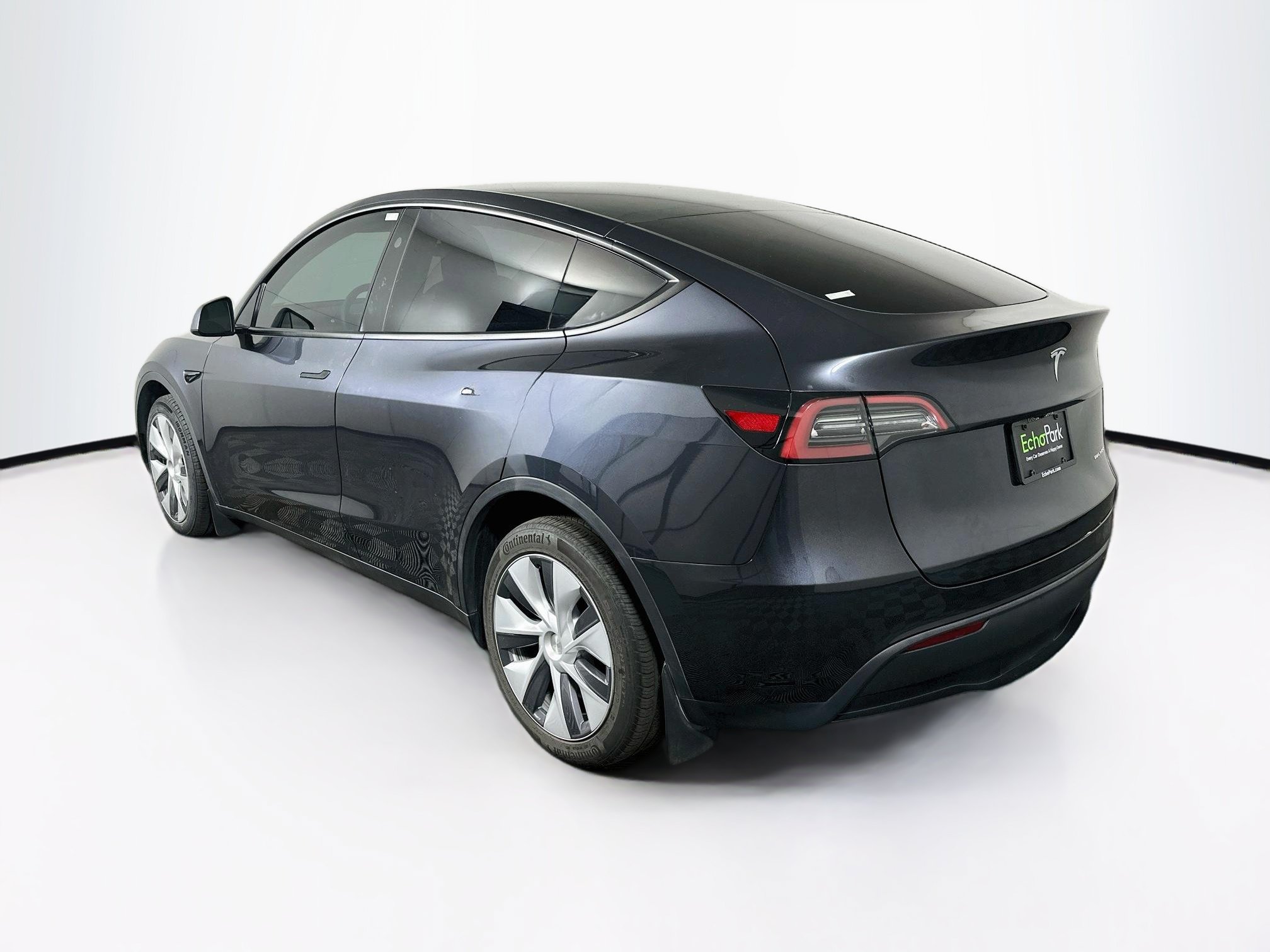 Used 2024 Tesla Model Y Long Range AWD/4WD image 5
