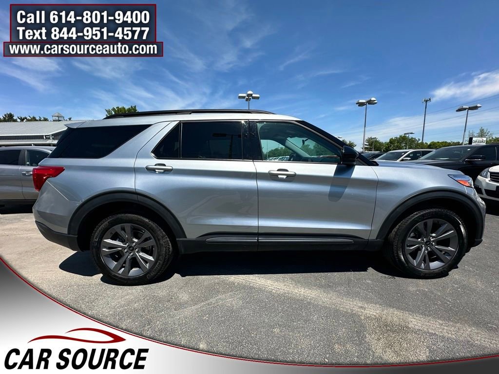 Used 2024 Ford Explorer XLT w/ Equipment Group 202A AWD/4WD image 6