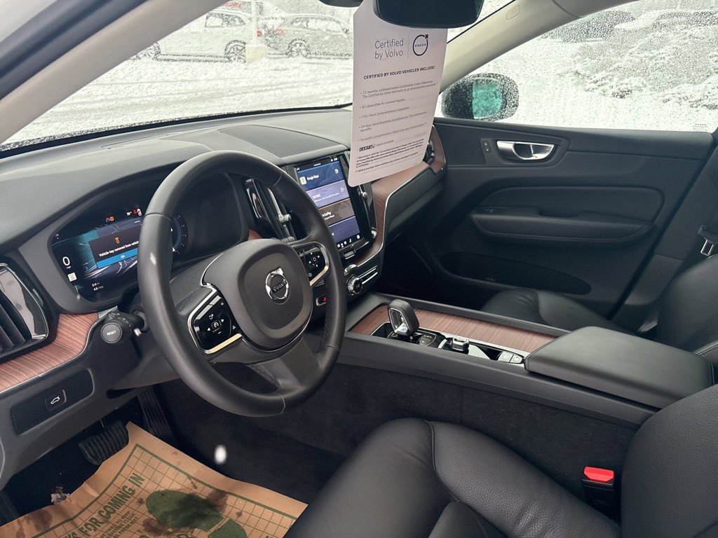 Certified 2024 Volvo XC60 B5 Plus image 19