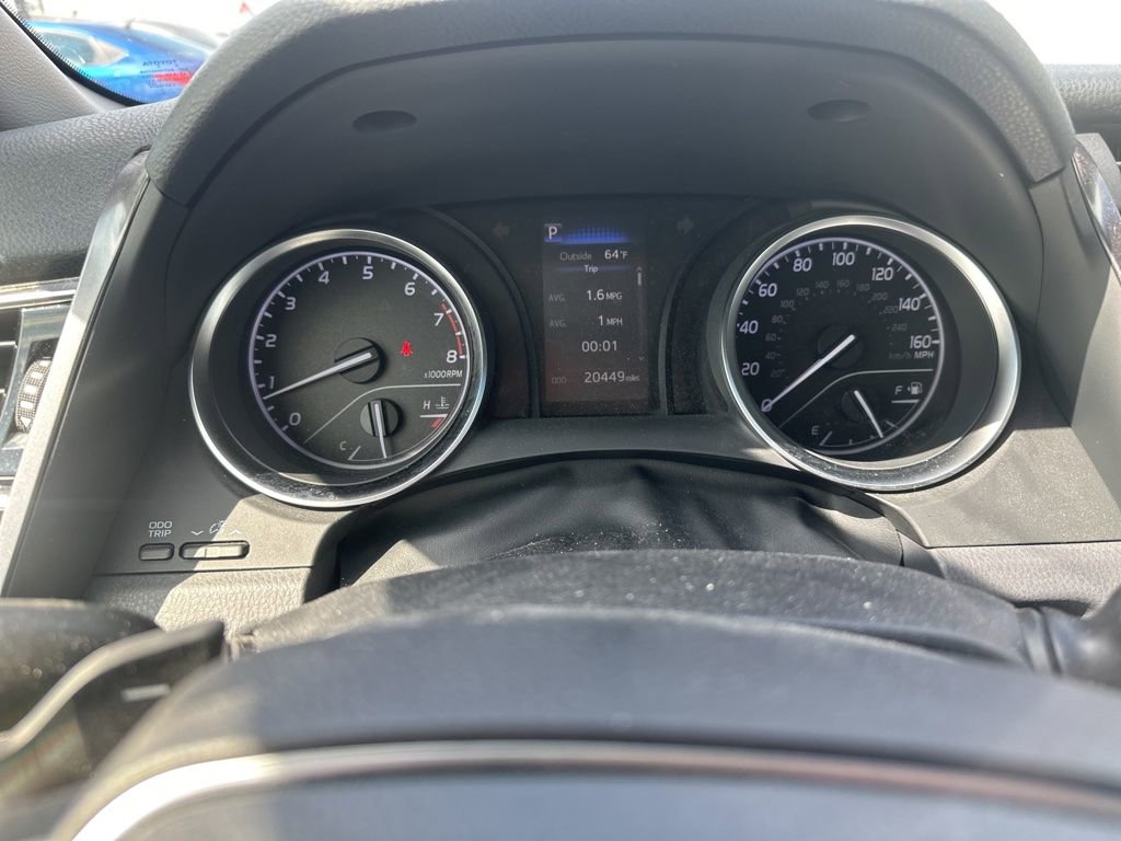 Used 2018 Toyota Camry SE FWD image 11
