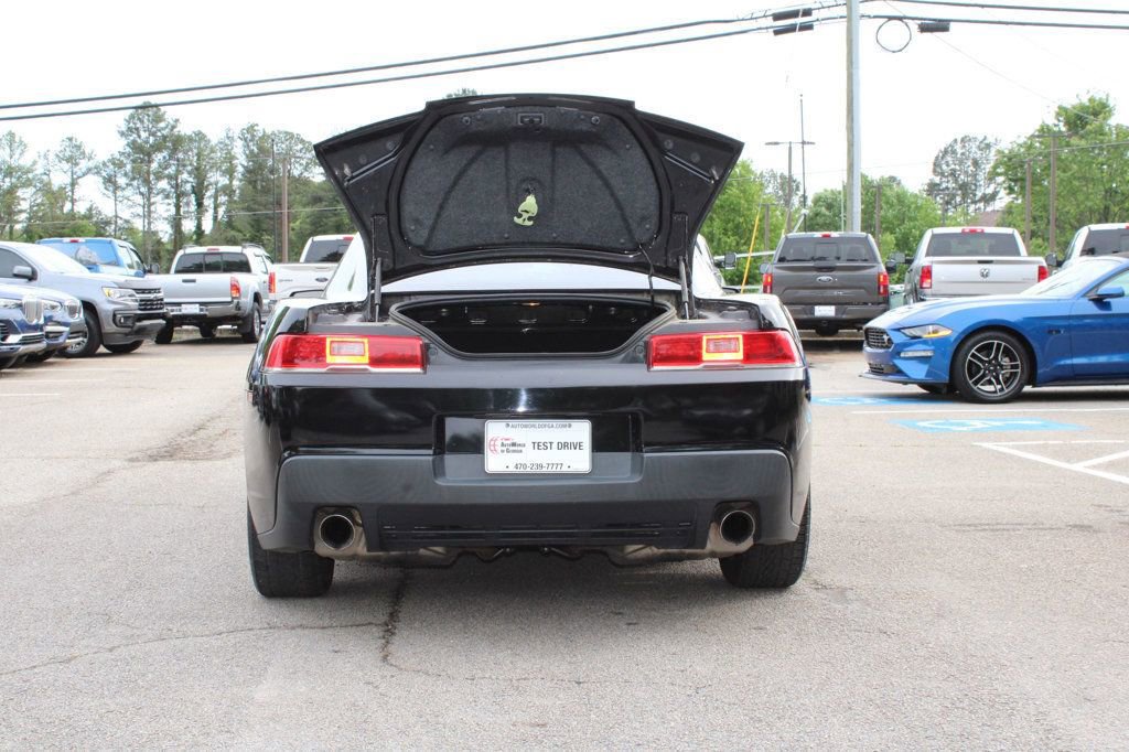 Used 2015 Chevrolet Camaro LS RWD image 9