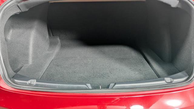 Used 2018 Tesla Model 3 Long Range image 18