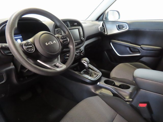 Used 2024 Kia Soul LX w/ Option Group 015 image 4