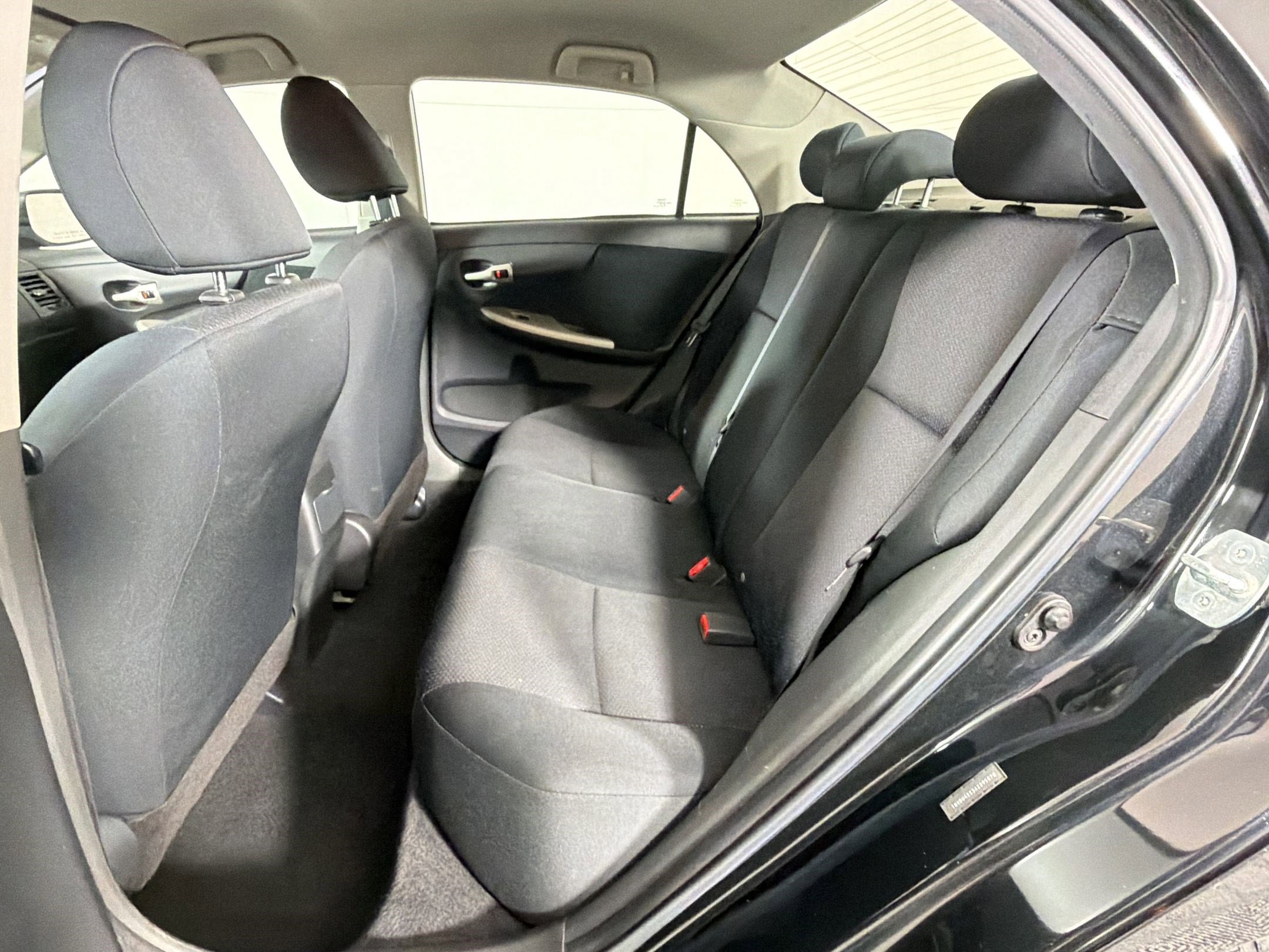 Used 2010 Toyota Corolla S image 14