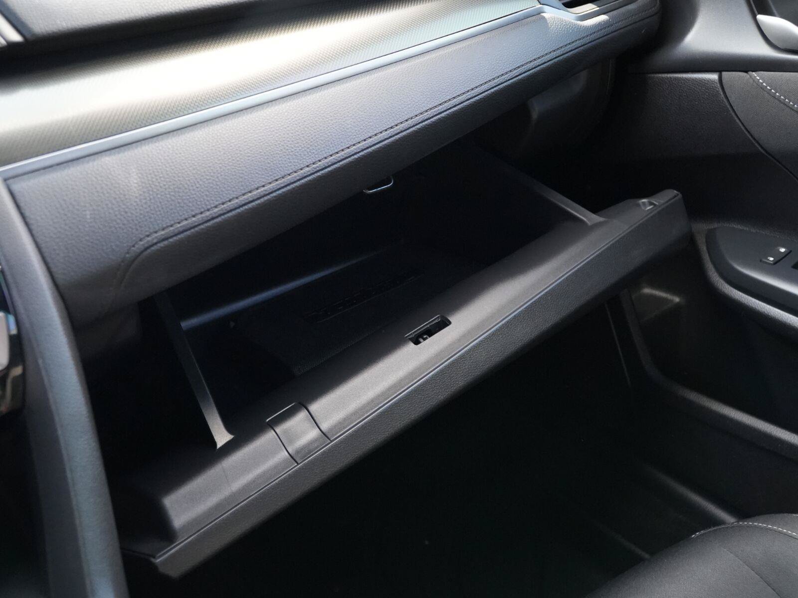 Used 2018 Honda Civic EX image 28