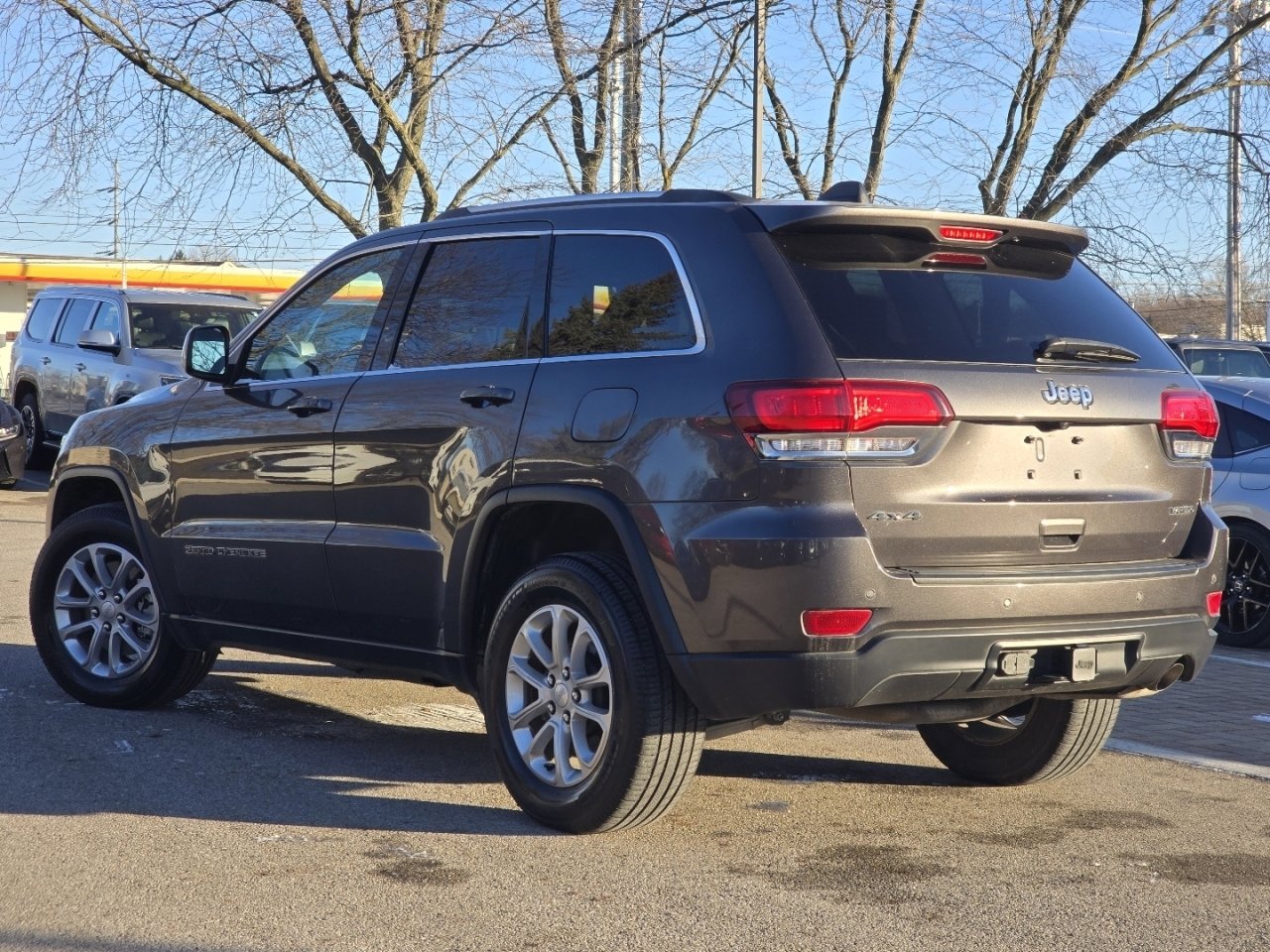 Used 2021 Jeep Grand Cherokee Laredo image 15