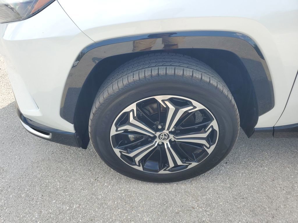 Certified 2025 Toyota RAV4 XSE image 18