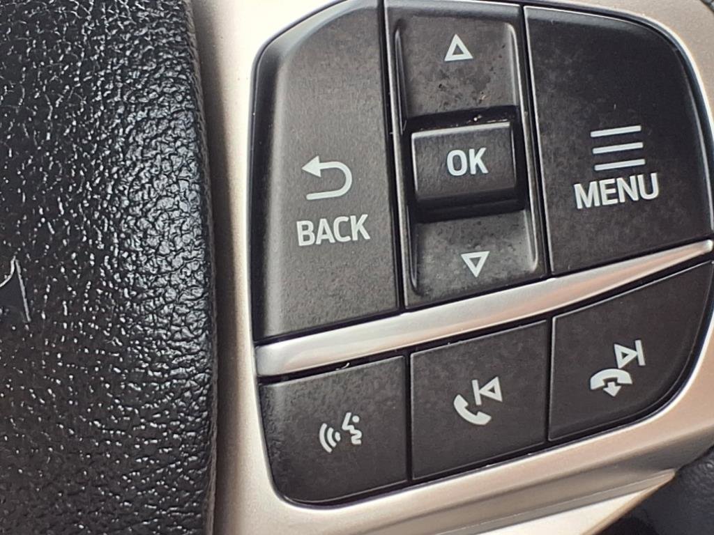 Used 2023 Ford Explorer Limited image 21