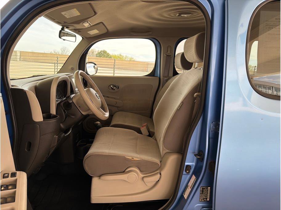 Used 2013 Nissan Cube 1.8 S w/ Interior Illumination Pkg image 10