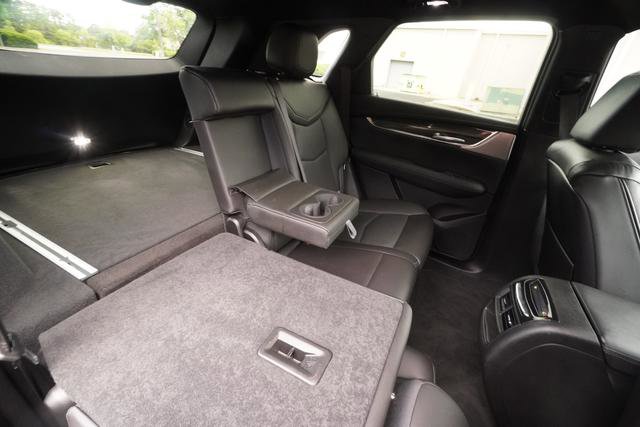 Used 2023 Cadillac XT5 Sportv w/ Technology Package AWD/4WD image 28