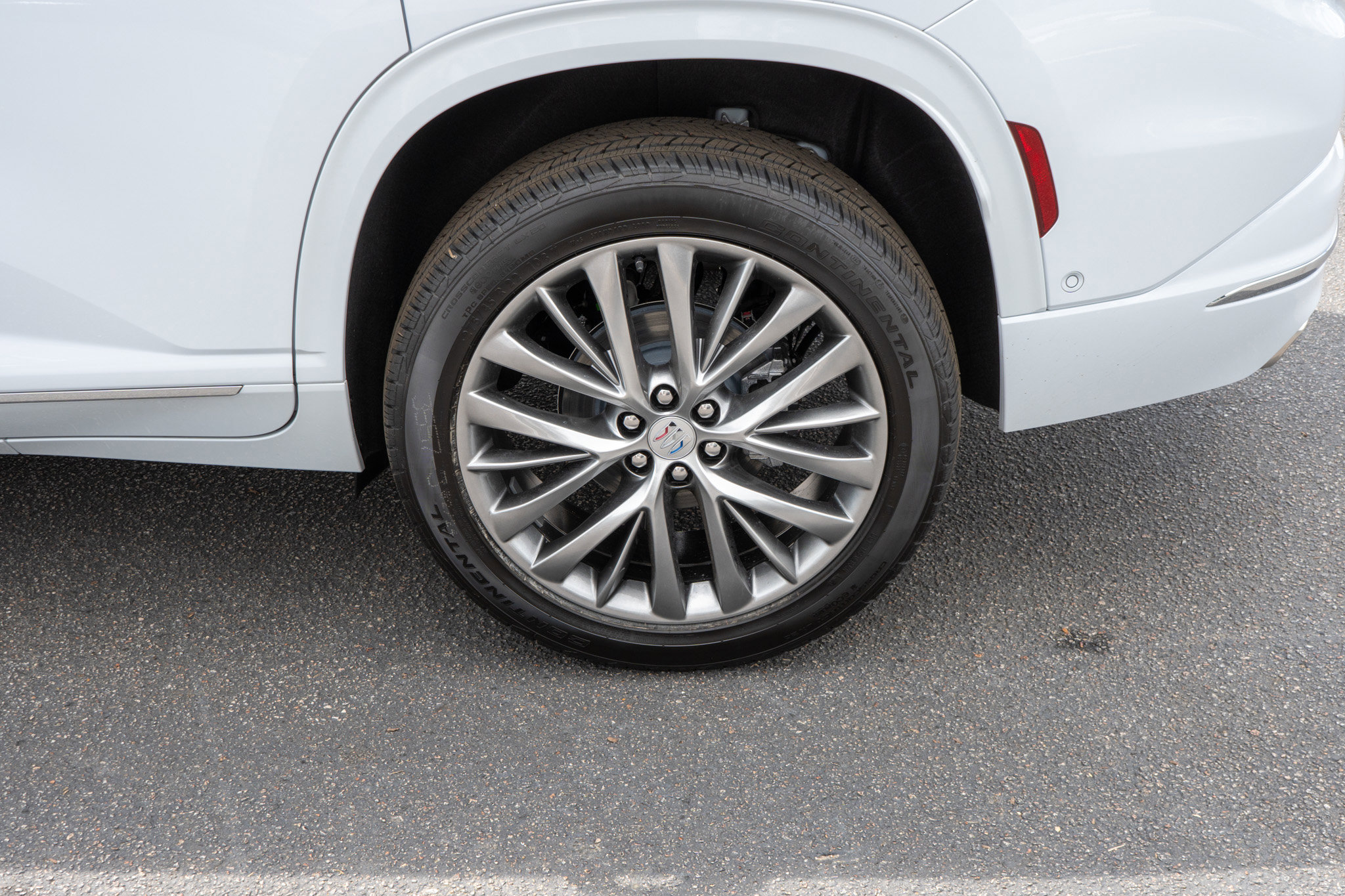 New 2026 Buick Enclave Avenir w/ Super Cruise Package image 9