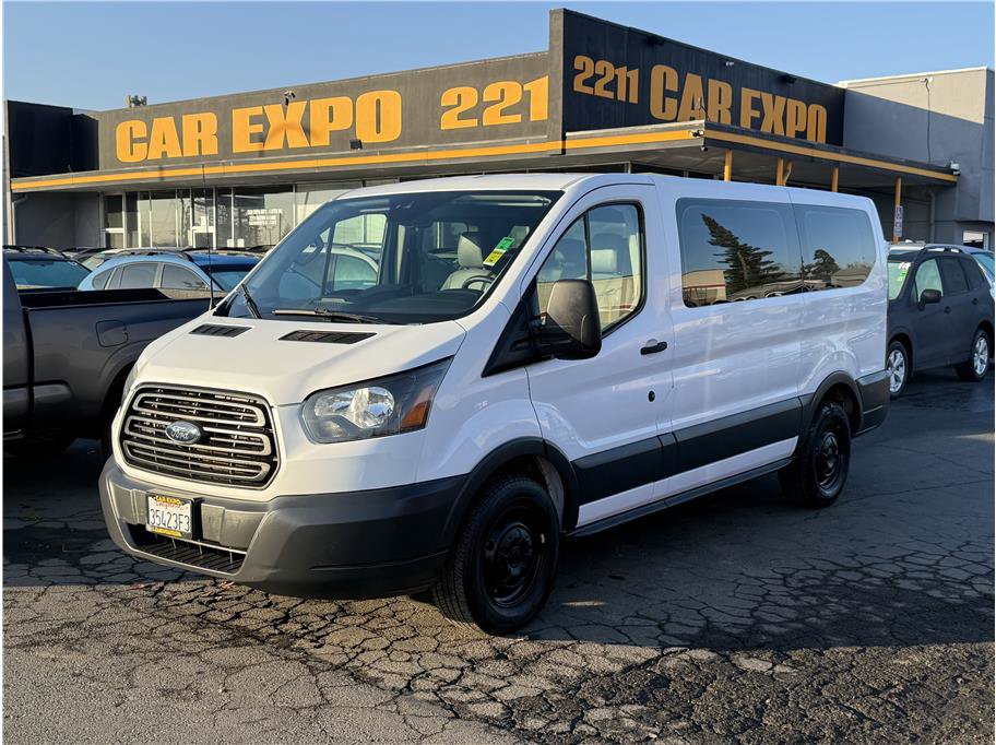 Used 2017 Ford Transit 150 XL image 1