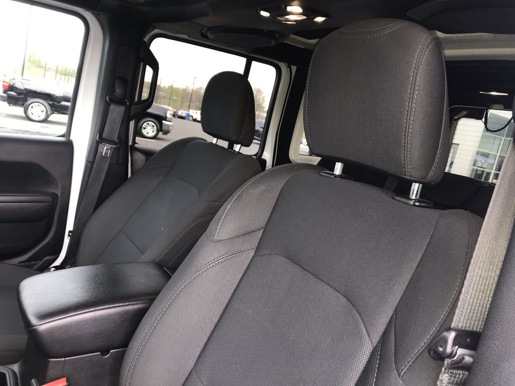 Used 2022 Jeep Wrangler Unlimited Sport image 11