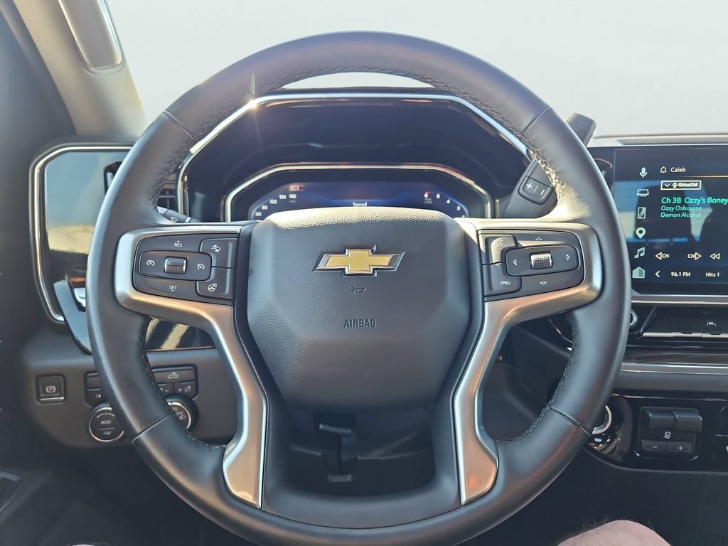 Certified 2025 Chevrolet Silverado 1500 LT AWD/4WD image 29