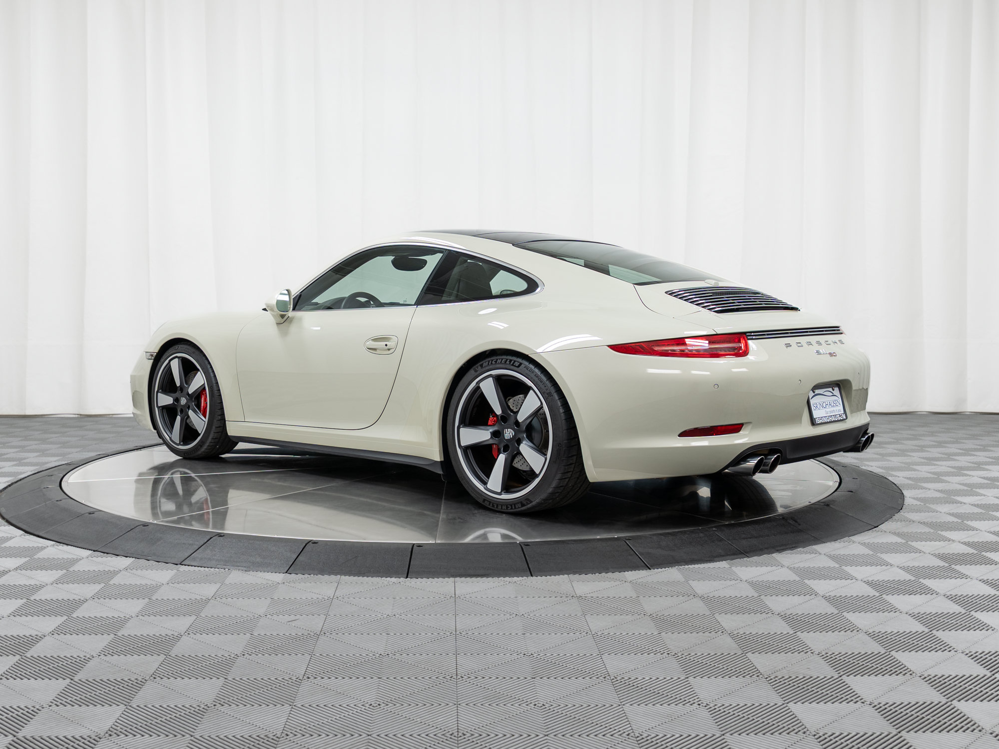 Certified 2014 Porsche 911 50th Anniversary Edition RWD image 3