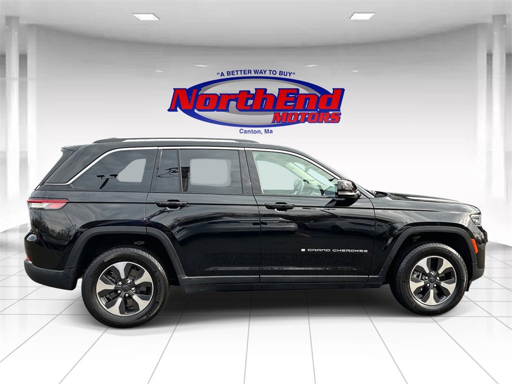 Used 2023 Jeep Grand Cherokee 4WD 4xe image 8
