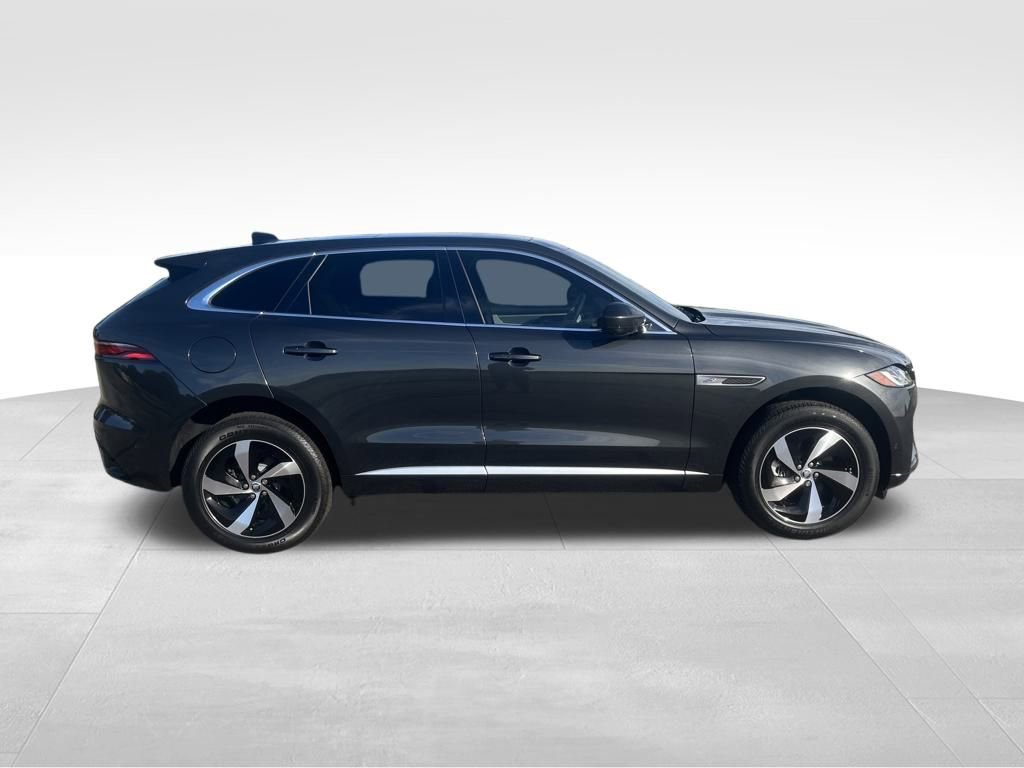 New 2025 Jaguar F-PACE R-Dynamic S AWD/4WD image 6
