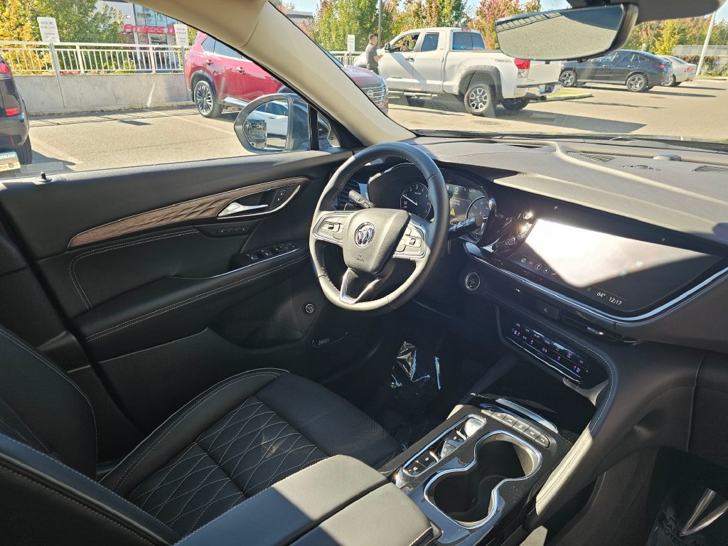 Used 2023 Buick Envision Avenir AWD/4WD image 44