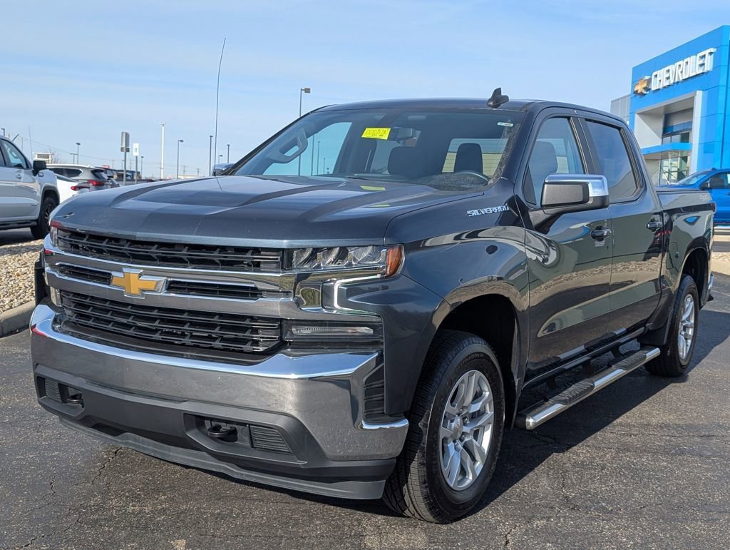 Used 2021 Chevrolet Silverado 1500 LT video 3