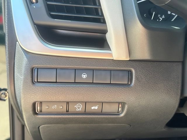 New 2026 Nissan Rogue Dark Armor AWD/4WD image 30
