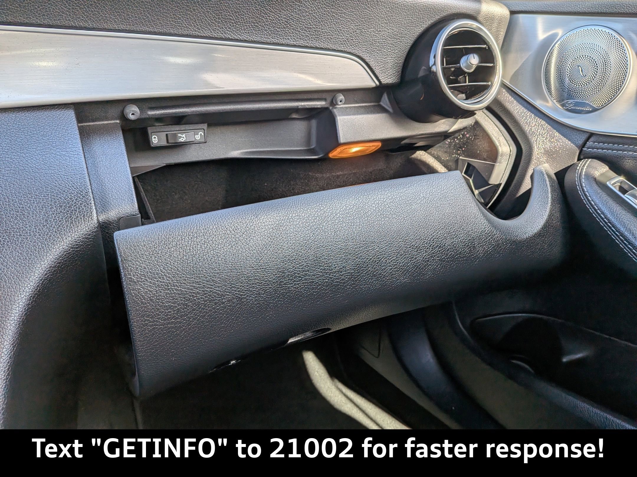 Used 2016 Mercedes-Benz C 300 4MATIC Sedan image 25