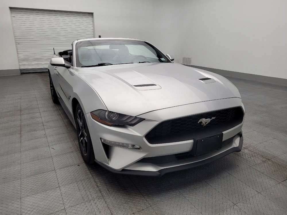 Used 2018 Ford Mustang Premium RWD image 14