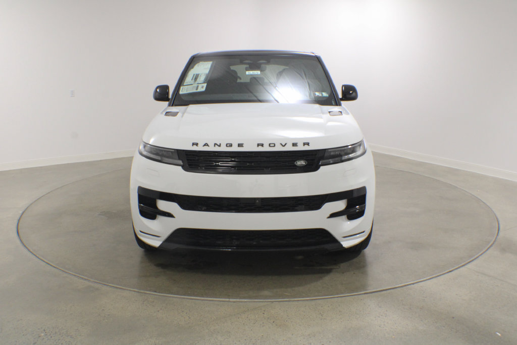 New 2026 Land Rover Range Rover Sport Dynamic SE AWD/4WD image 9