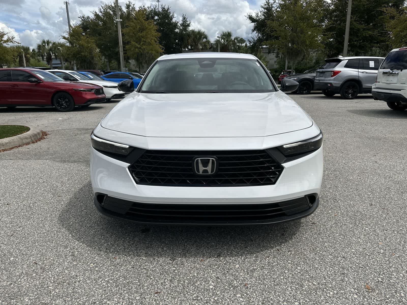 Used 2025 Honda Accord SE image 9