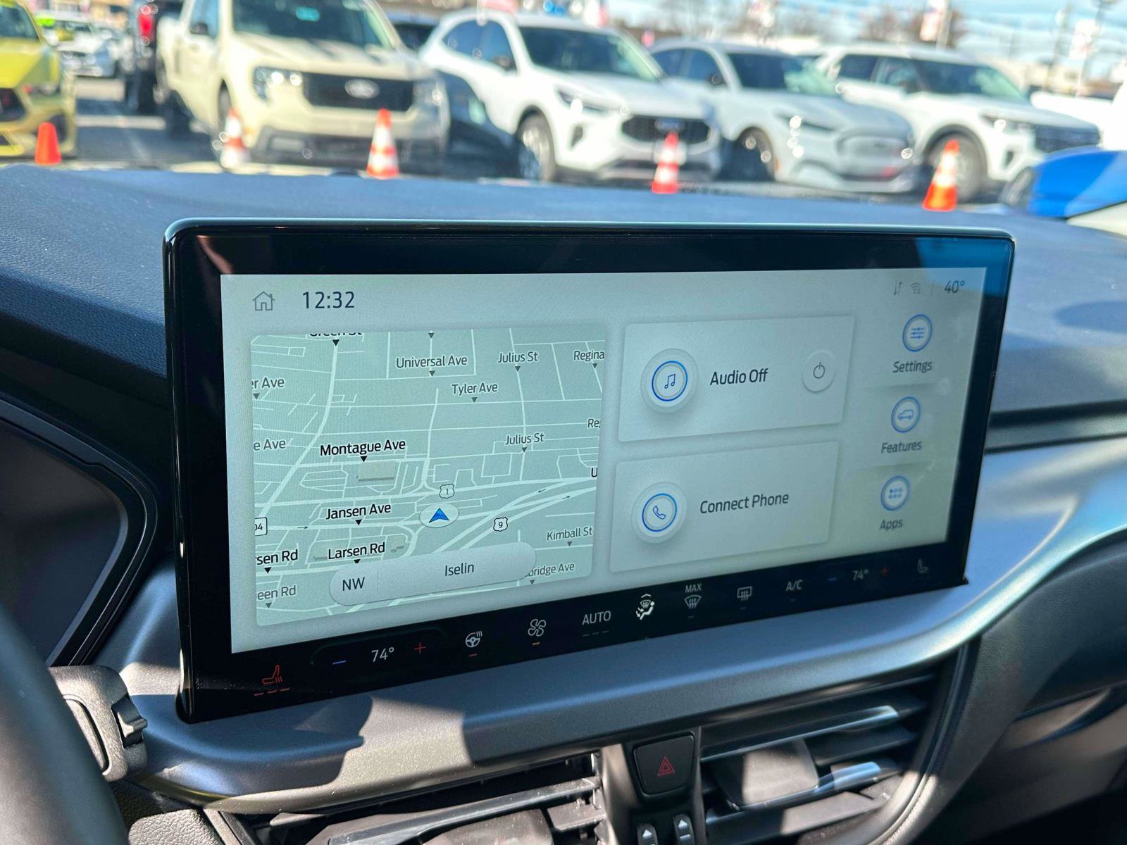 Used 2024 Ford Escape SE image 27